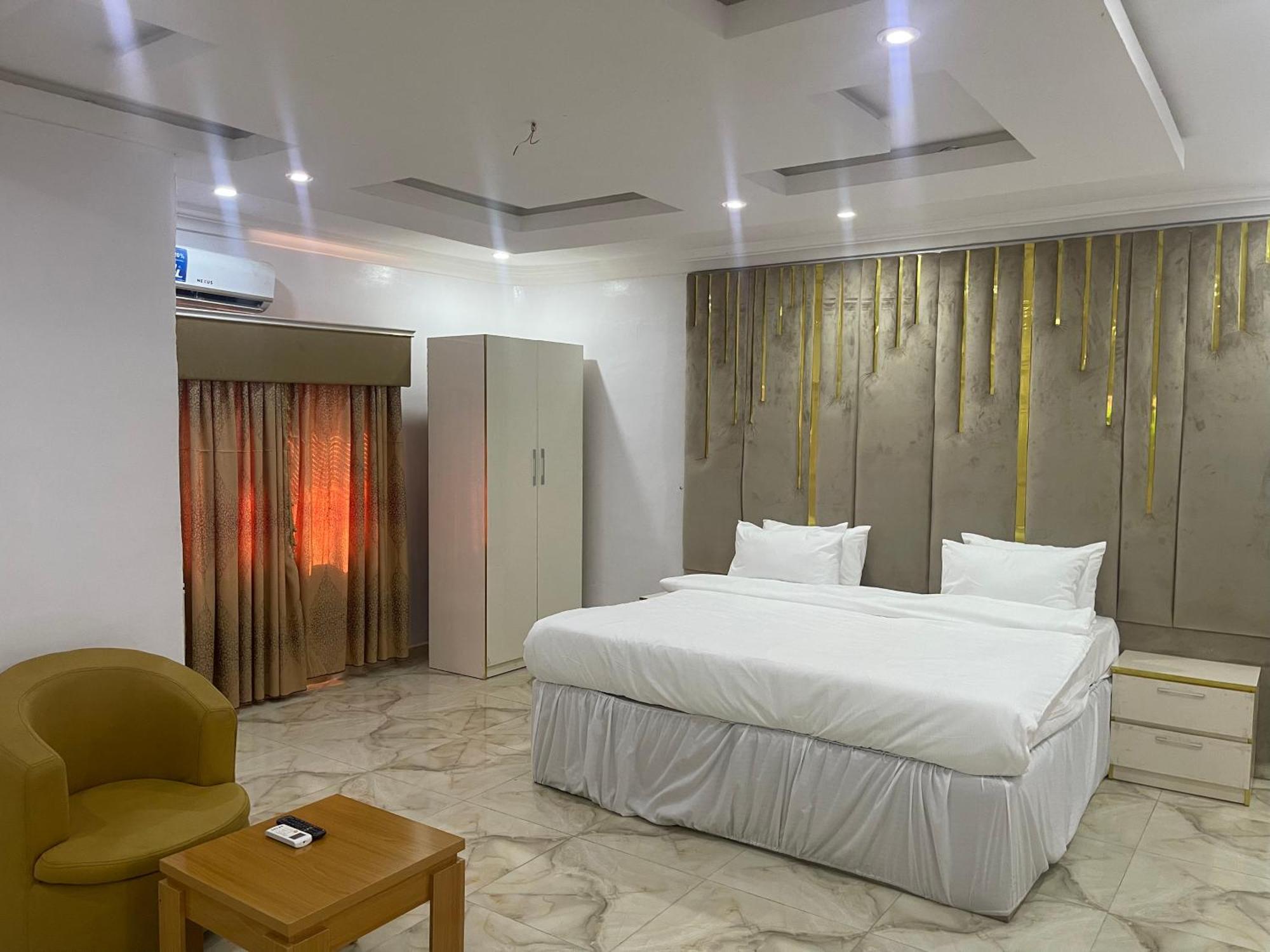White Gold Hotel Ikeja Exterior foto